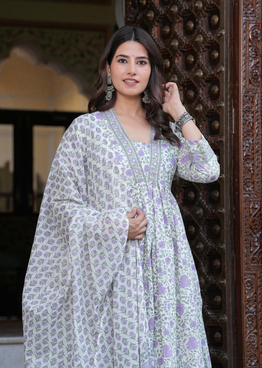 Women Floral Printed Layered Pure Cotton Kurta with Trousers & With Dupatta