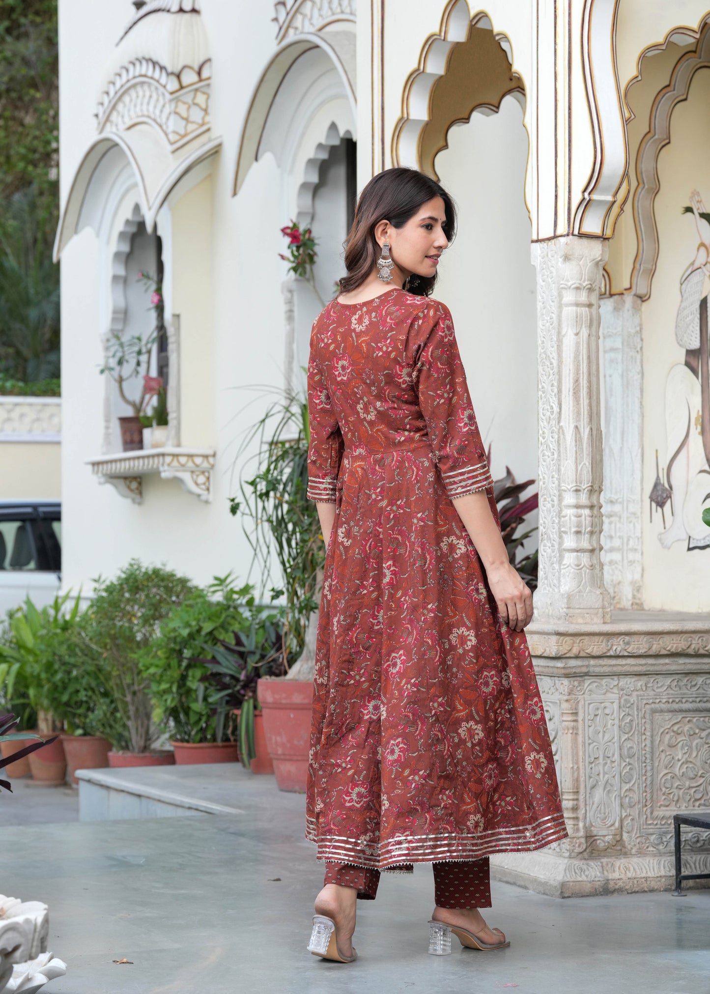 Women Floral Printed Cotton Kurta with Trousers & Dupatta